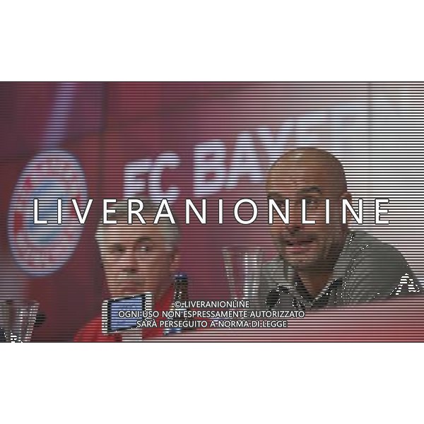 firo : Fu§ball,Fussball : 20.07.2016 1. Bundesliga, Saison 2016/2017: FC Bayern MŸnchen - Manchester City FC, Testspiel, Pep Guardiola ( Manchester City ), Trainer Carlo Ancelotti ( MŸnchen ), Portrait, Gestik, Pressekonferenz, nach dem Spiel $worldrightsEs gelten unsere AGB, einsehbar auf www.firosportphoto.de copyright by firo sportphoto: Coesfelder Str. 207 D- 48249 DŸlmen www.firosportphoto.de mail@firosportphoto.de (V o l k s b a n k B o c h u m - W i t t e n ) IBAN DE68 4306 0129 0341 1171 00 Tel: +49-2594 - 9916004 Fax: +49-2594 - 9916005 AG ALDO LIVERANI SAS ONLY ITALY