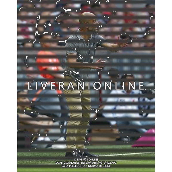 firo : 20.07.2016, Fu§ball, 1.Bundesliga, Saison 2016/2017, Testspiel, FC Bayern MŸnchen - Manchester City Manchester City manager Pep Guardiola, Trainer, Gestik $worldrights,Es gelten unsere AGB, einsehbar auf www.firosportphoto.de, ¤ONLY FOR USE IN GERMANY !!!! Photo : BPI, copyright by firo sportphoto: Coesfelder Str. 207 D-48249 DŸlmen www.firosportphoto.de mail@firosportphoto.de (V o l k s b a n k B o c h u m - W i t t e n ) BLZ.: 430 601 29 Kt. Nr.: 341 117 100 Tel:Ê +49-2594-9916004 Fax:Ê+49-2594-9916005 , AG ALDO LIVERANI SAS ONLY ITALY