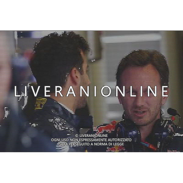 (L to R): Daniel Ricciardo (AUS) Red Bull Racing with Christian Horner (GBR) Red Bull Racing Team Principal. 22.07.2016. Formula 1 World Championship, Rd 11, Hungarian Grand Prix, Budapest, Hungary, Practice Day. / AGENZIA ALDO LIVERANI SAS - ITALY ONLY EDITORIAL USE ONLY GP F1 Ungheria - Prove Libere