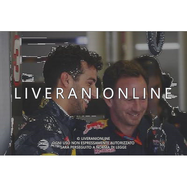 (L to R): Daniel Ricciardo (AUS) Red Bull Racing with Christian Horner (GBR) Red Bull Racing Team Principal. 22.07.2016. Formula 1 World Championship, Rd 11, Hungarian Grand Prix, Budapest, Hungary, Practice Day. / AGENZIA ALDO LIVERANI SAS - ITALY ONLY EDITORIAL USE ONLY GP F1 Ungheria - Prove Libere