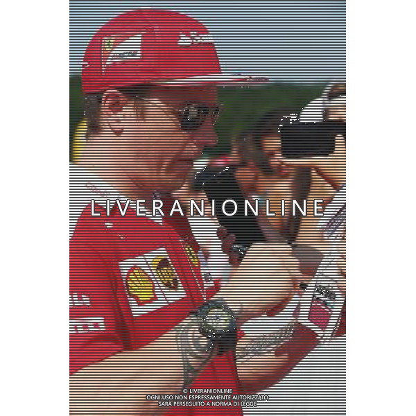 Kimi Raikkonen (FIN) Ferrari signs autographs for the fans. 23.07.2016. Formula 1 World Championship, Rd 11, Hungarian Grand Prix, Budapest, Hungary, Qualifying Day. / AGENZIA ALDO LIVERANI SAS - ITALY ONLY EDITORIAL USE ONLY - GP F1 Ungheria - Prove Ufficiali Qualifiche