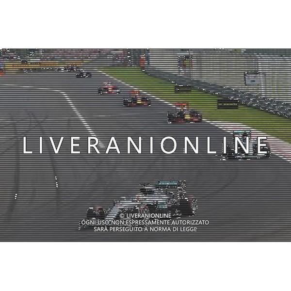 Lewis Hamilton (GBR) Mercedes AMG F1 W07 Hybrid. 24.07.2016. Formula 1 World Championship, Rd 11, Hungarian Grand Prix, Budapest, Hungary, Race Day. /AGENZIA ALDO LIVERANI Sas - ITALY ONLY EDITORIAL USE ONLY - GP F1 Ungheria Gara