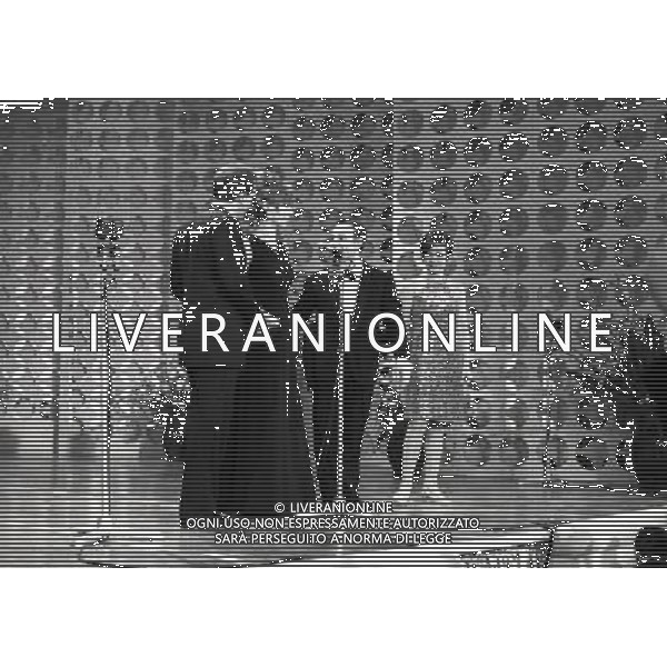 Iva Zanicchi e Claudio Villa vincitori del Festival di Sanremo nel 1967 - Retrospettiva nella foto con Mike Bongiorno e Renata Mauro Â© archivio / AGENZIA ALDO LIVERANI SAS