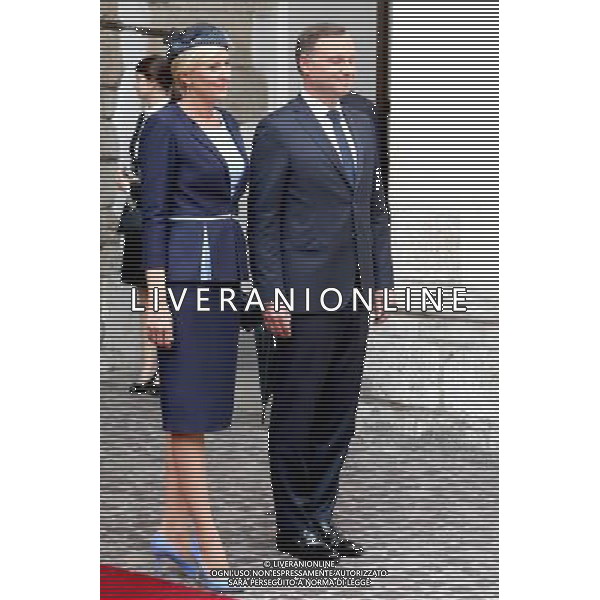 2016.07.27 KRAKOW - ZAMEK WAWELSKI SPOTKANIE PAPIEZ FRANCISZEK Z WLADZAMI PREZYDENT PREMIER SDM SWIATOWE DNI MLODZIEZY WAWEL ZAMEK KROLEWSKI NA WAWELU POWITANIE SDM MEETING OF POPE FRANCIS WITH THE AUTHORITIES AND DIPLOMATIC CORPS IN THE WAWEL ROYAL CASTLE, PAPAL WELCOME WORLD YOUTH DAY NZ PREZYDENT ANDRZEJ DUDA ZONA AGATA KOUHAUSER DUDA ZAMEK WAWELSKI FOT LUKASZ WIESZALA / FOKUSMEDIA/NEWSPIX.PL --- Newspix.pl / AGENZIA ALDO LIVERANI SAS - ITALY ONLY - EDITORIAL USE ONLY Sua Santita\' il Santo Padre Papa Francesco incontra le autoritÃ \' e corpo diplomatico al Castello Reale di Wawel con cerimonia di benvenuto nella giornata mondiale della gioventu\' a Cracovia in Polonia 27 luglio 2016