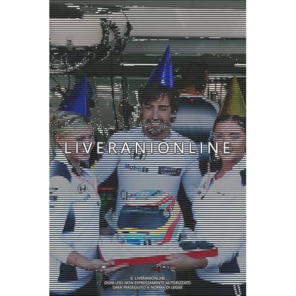 Fernando Alonso (ESP) McLaren celebrates his 35th birthday with a cake from the team. 29.07.2016. Formula 1 World Championship, Rd 12, German Grand Prix, Hockenheim, Germany, Practice Day. AG ALDO LIVERANI SAS ONLY ITALY AG ALDO LIVERANI SAS ONLY ITALY