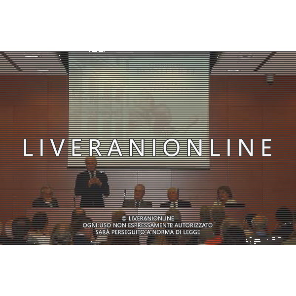 MILANO, 20-05-03 DFP/MARCO DE PONTI PRESENTAZIONE LIBRO GIAMPIERO BONIPERTI: NELLA FOTO CANDIDO CANNAVO-CESARE ROMITI -GIAMPIERO BONIPERTI GIOVANNI TRAPATTONI ED ENRICA SPERONI AG ALDO LIVERANI SAS