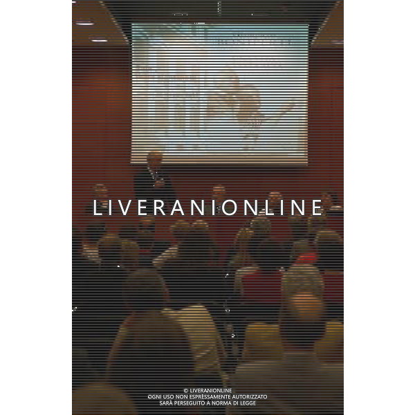 MILANO, 20-05-03 DFP/MARCO DE PONTI PRESENTAZIONE LIBRO GIAMPIERO BONIPERTI: NELLA FOTO CANDIDO CANNAVO-CESARE ROMITI -GIAMPIERO BONIPERTI GIOVANNI TRAPATTONI ED ENRICA SPERONI AG ALDO LIVERANI SAS