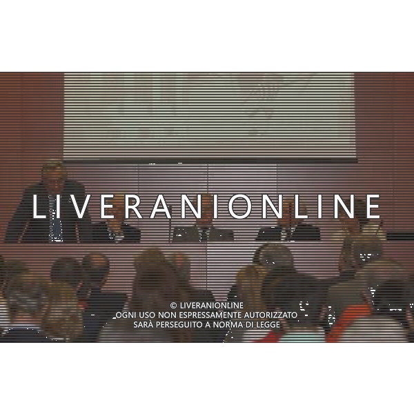 MILANO, 20-05-03 DFP/MARCO DE PONTI PRESENTAZIONE LIBRO GIAMPIERO BONIPERTI: NELLA FOTO CANDIDO CANNAVO-CESARE ROMITI -GIAMPIERO BONIPERTI GIOVANNI TRAPATTONI ED ENRICA SPERONI AG ALDO LIVERANI SAS