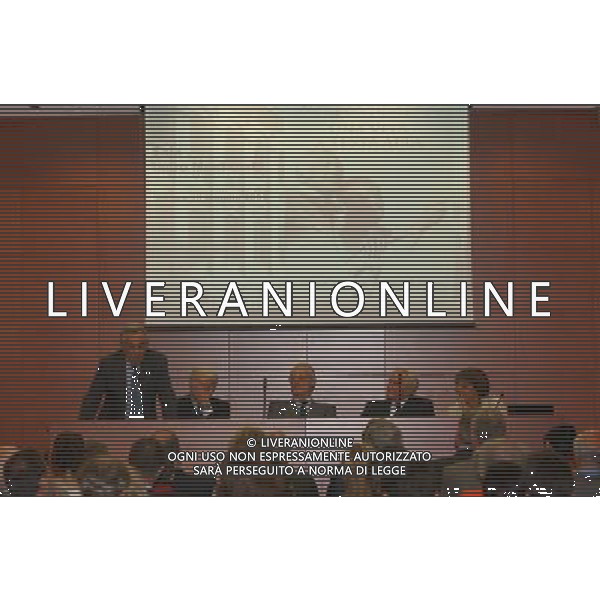 MILANO, 20-05-03 DFP/MARCO DE PONTI PRESENTAZIONE LIBRO GIAMPIERO BONIPERTI: NELLA FOTO CANDIDO CANNAVO-CESARE ROMITI -GIAMPIERO BONIPERTI GIOVANNI TRAPATTONI ED ENRICA SPERONI AG ALDO LIVERANI SAS