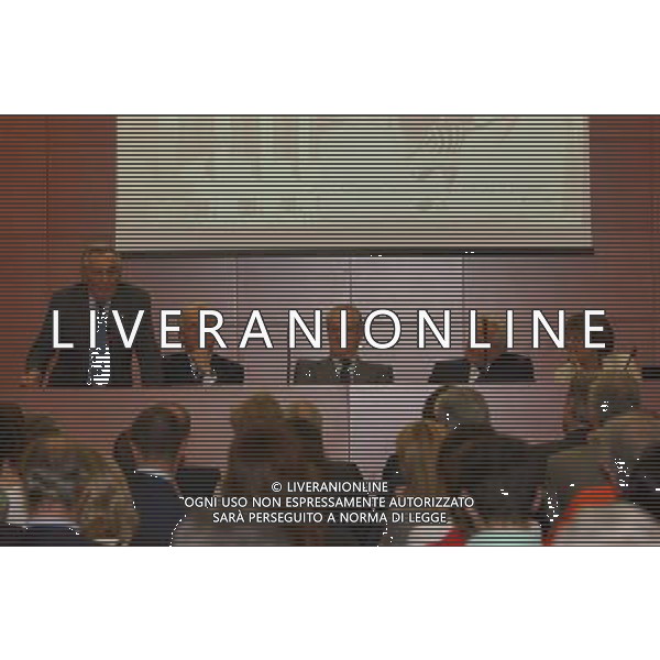 MILANO, 20-05-03 DFP/MARCO DE PONTI PRESENTAZIONE LIBRO GIAMPIERO BONIPERTI: NELLA FOTO CANDIDO CANNAVO-CESARE ROMITI -GIAMPIERO BONIPERTI GIOVANNI TRAPATTONI ED ENRICA SPERONI AG ALDO LIVERANI SAS