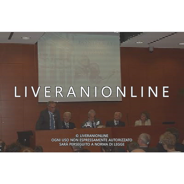 MILANO, 20-05-03 DFP/MARCO DE PONTI PRESENTAZIONE LIBRO GIAMPIERO BONIPERTI: NELLA FOTO CANDIDO CANNAVO-CESARE ROMITI -GIAMPIERO BONIPERTI GIOVANNI TRAPATTONI ED ENRICA SPERONI AG ALDO LIVERANI SAS