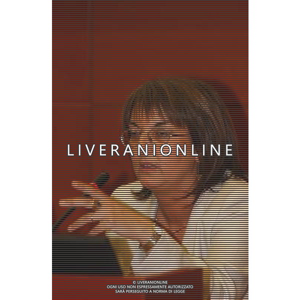 MILANO, 20-05-03 DFP/MARCO DE PONTI PRESENTAZIONE LIBRO GIAMPIERO BONIPERTI: NELLA FOTO ENRICA SPERONI AG ALDO LIVERANI SAS