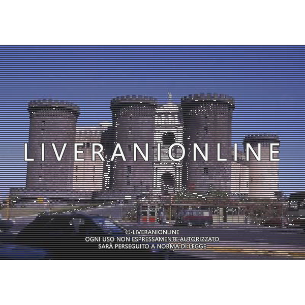 CAMPANIA-NAPOLI NELLA FOTO CASTEL NUOVO O CASTEL MASCHIO ANGIOINO AG ALDO LIVERANI SAS