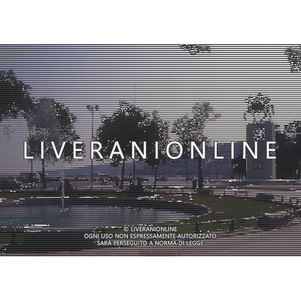 CAMPANIA-NAPOLI NELLA FOTO LA PIAZZA DEL MUNICIPIO AG ALDO LIVERANI SAS