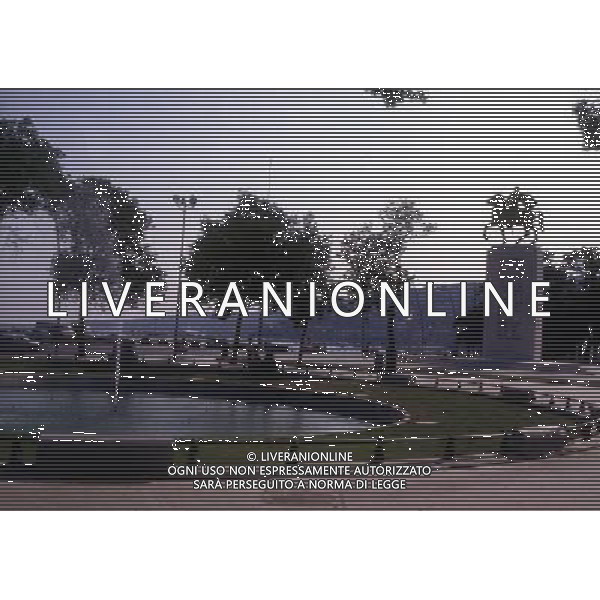 CAMPANIA-NAPOLI NELLA FOTO LA PIAZZA DEL MUNICIPIO AG ALDO LIVERANI SAS