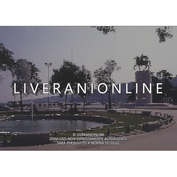 CAMPANIA-NAPOLI NELLA FOTO LA PIAZZA DEL MUNICIPIO AG ALDO LIVERANI SAS