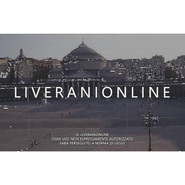 CAMPANIA-NAPOLI NELLA FOTO PIAZZA DEL PLEBISCITO AG ALDO LIVERANI SAS