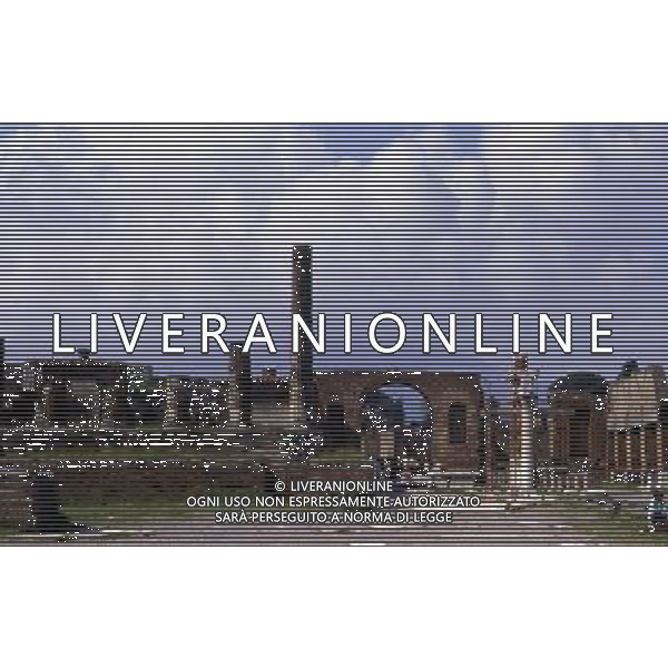 CAMPANIA -POMPEI NELLA FOTO POMPEI-HORREUM IL GRANAIO DEL POPOLO AG ALDO LIVERANI SAS