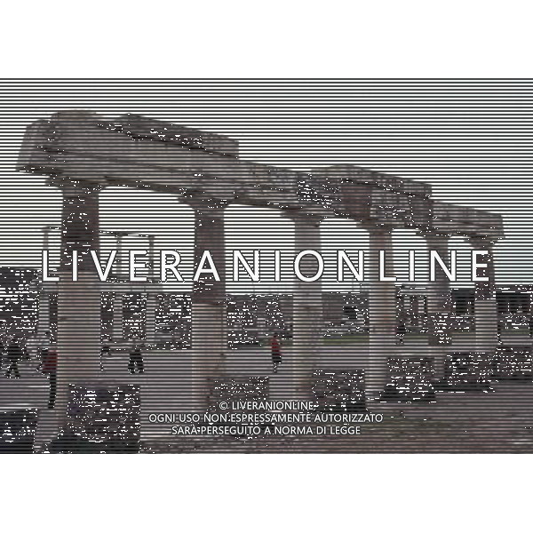 CAMPANIA-POMPEI NELLA FOTO POMPEI-PORTICATO ORIENTALE DEL FORO AG ALDO LIVERANI SAS