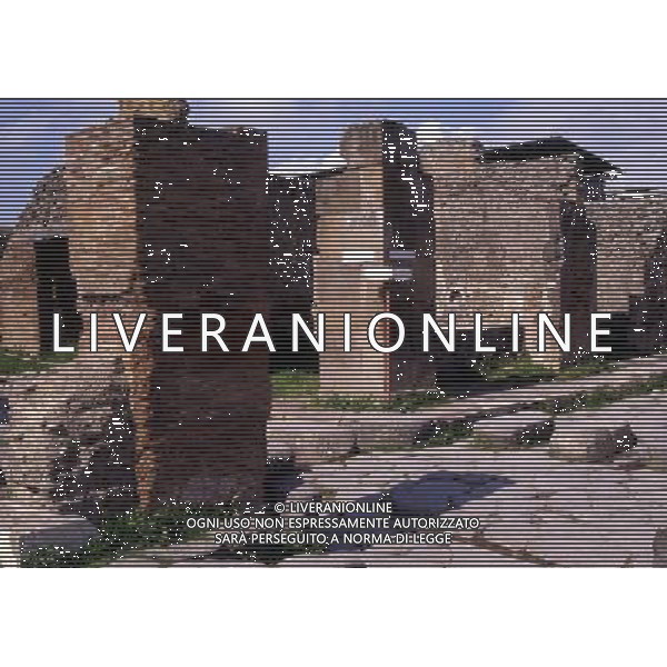 CAMPANIA-POMPEI NELLA FOTO POMPEI-QUADIVIO DI OLCOMIO AG ALDO LIVERANI SAS