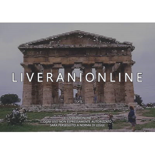 CAMPANIA-PAESTUM NELLA FOTO TEMPIO DI NETTUNO AG ALDO LIVERANI SAS