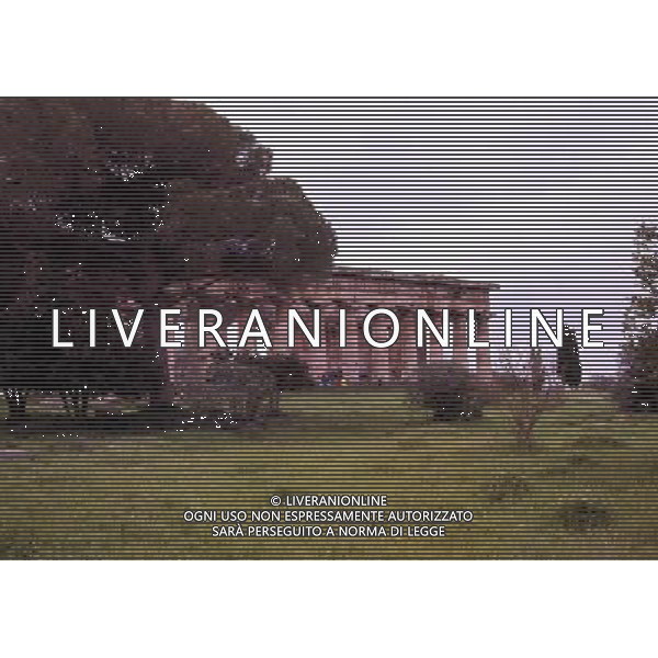 CAMPANIA-PAESTUM NELLA FOTO TEMPIO DI NETTUNO AG ALDO LIVERANI SAS