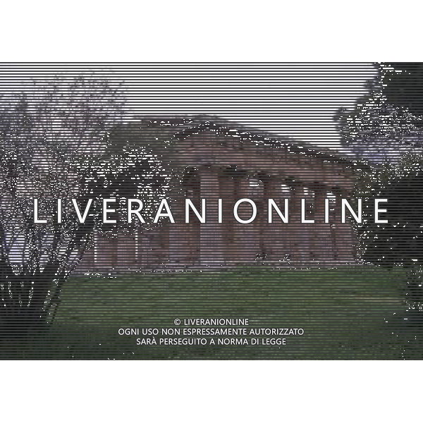 CAMPANIA-PAESTUM NELLA FOTO TEMPIO DI NETTUNO AG ALDO LIVERANI SAS