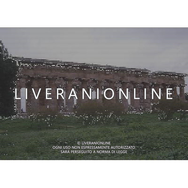 CAMPANIA-PAESTUM NELLA FOTO TEMPIO DI NETTUNO AG ALDO LIVERANI SAS