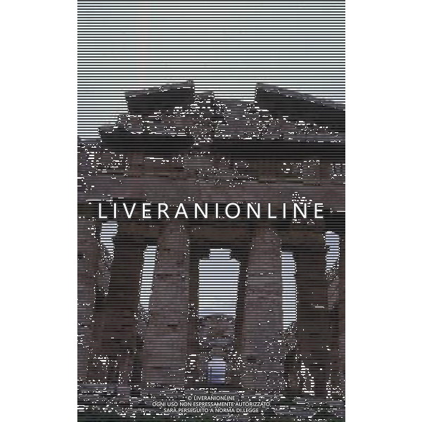 CAMPANIA-PAESTUM NELLA FOTO TEMPIO DI NETTUNO AG ALDO LIVERANI SAS