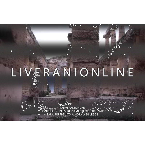 CAMPANIA-PAESTUM NELLA FOTO TEMPIO DI NETTUNO AG ALDO LIVERANI SAS