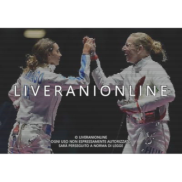 XXXI Olympic Games Giochi Olimpici Rio 2016 Rio de Janeiro - 06.08.2016 Finale Individuale Donne di Spada Nella Foto:Szasz Emese (HUN) - Fiamingo Rossella (ITA) delusione e esultanza /Ph.Vitez-Ag. Aldo Liverani