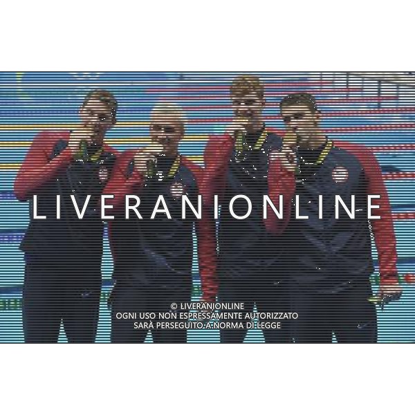 XXXI Olympic Games Giochi Olimpici Rio 2016 Rio de Janeiro - 09.08.2016 Nuoto Finale Staffetta 4x200 Stile Libero Maschile Nella Foto:Michael Phelps festeggia la vittoria con i compagni /Ph.Vitez-Ag. Aldo Liverani
