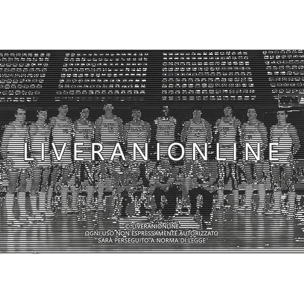 CAMPIONATO DI BASKET SERIE A 1983-1984 NELLA FOTO LA FORMAZIONE DELLA SIMAC MILANO 1983-84 AG ALDO LIVERANI SAS