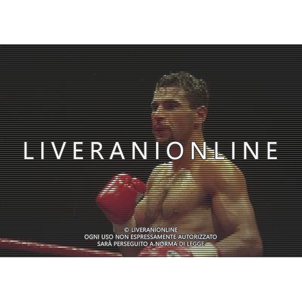 MILANO 20/06/1996 INCONTRO DI BOXE GIOVANNI PARISI GONZALES NELLA FOTO L\'INCONTRO DI PUGILATO TRA GIOVANNI PARISI E GONZALES AG ALDO LIVERANI SAS