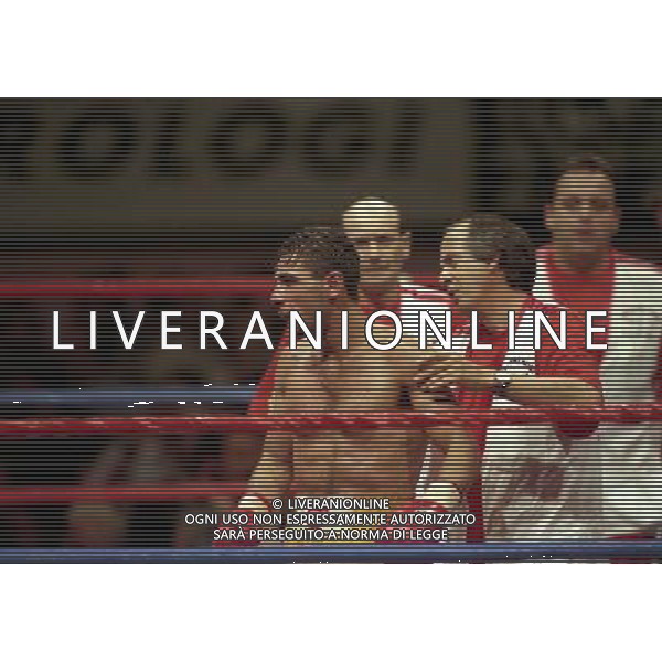 MILANO 20/06/1996 INCONTRO DI BOXE GIOVANNI PARISI GONZALES NELLA FOTO L\'INCONTRO DI PUGILATO TRA GIOVANNI PARISI E GONZALES AG ALDO LIVERANI SAS