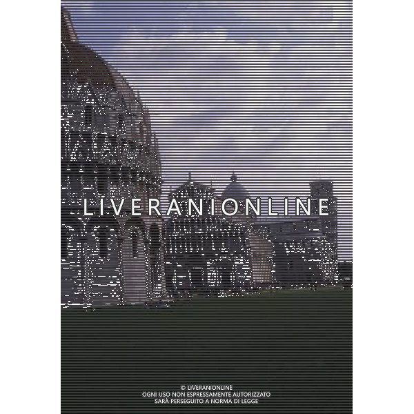 ITALIA -PISA NELLA FOTO LA TORRE DI PISA E IL DUOMO AG ALDO LIVERANI SAS