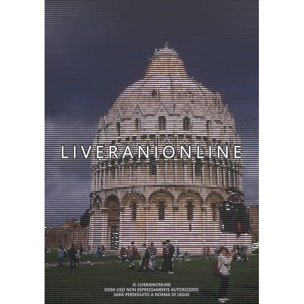 ITALIA -PISA NELLA FOTO LA TORRE DI PISA E IL DUOMO AG ALDO LIVERANI SAS