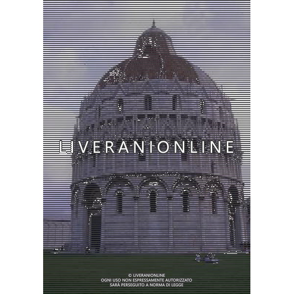ITALIA -PISA NELLA FOTO LA TORRE DI PISA E IL DUOMO AG ALDO LIVERANI SAS