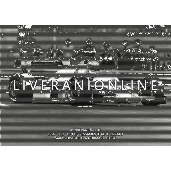 retrospettiva keke rosberg pilota nella foto keke rosberg ag aldo liverani sas