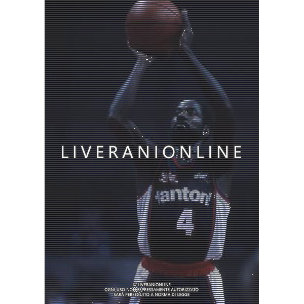 RETROSPETTIVA LARRY WRIGHT BASKET NELLA FOTO LARRY WRIGHT CON LA MAGLIA DI UDINE AG ALDO LIVERANI SAS