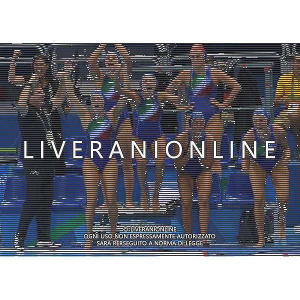 XXXI Olympic Games Giochi Olimpici Rio 2016 Rio de Janeiro - 17.08.2016 Semifinale Pallanuoto Femminile Russia vs Italia Nella Foto:Esultanza finale della panchina Italia /Ph.Vitez-Ag. Aldo Liverani