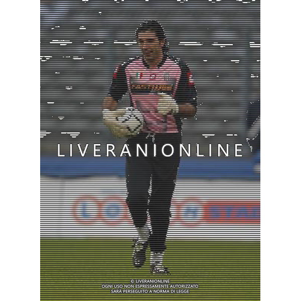 TORINO 12/01/03 JUVENTUS REGGINA NELLA FOTO BUFFON GIANLUIGI FOTO ALDO LIVERANI 