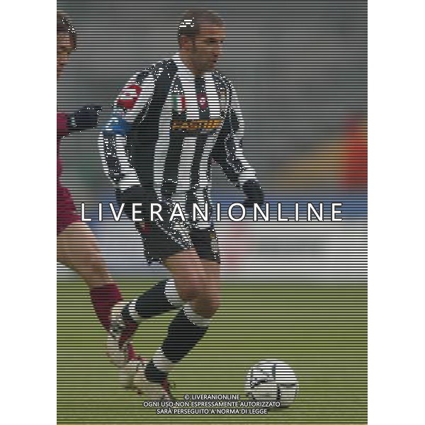 TORINO 12/01/03 JUVENTUS REGGINA NELLA FOTO DEL PIERO ALESSANDRO FOTO ALDO LIVERANI