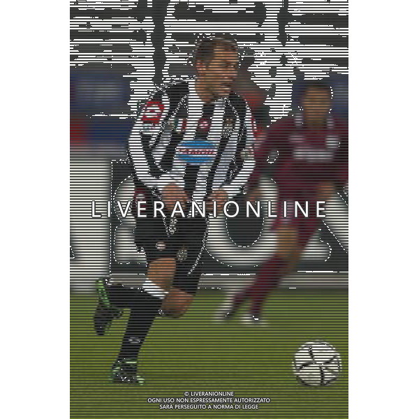TORINO 18/12/02 COPPA ITALIA 02/03 JUVENTUS REGGINA NELLA FOTO ANTONIO CONTE FOTO ALDO LIVERANI