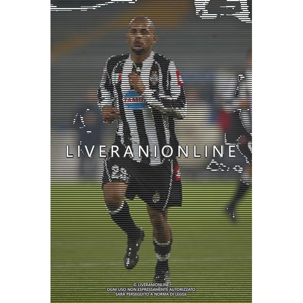 TORINO 18/12/02 COPPA ITALIA 02/03 JUVENTUS REGGINA NELLA FOTO RUBEN OLIVERA FOTO ALDO LIVERANI