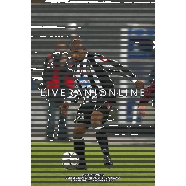 TORINO 18/12/02 COPPA ITALIA 02/03 JUVENTUS REGGINA NELLA FOTO RUBEN OLIVERA FOTO ALDO LIVERANI