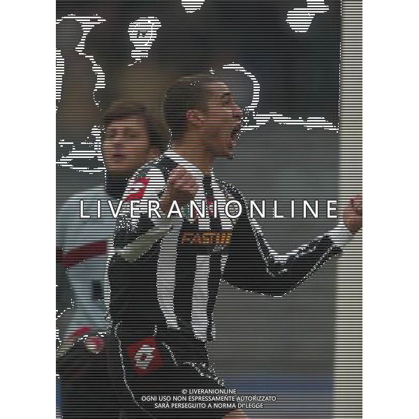 TORINO 12/01/03 JUVENTUS REGGINA NELLA FOTO TREZEGUET DAVID FOTO ALDO LIVERANI
