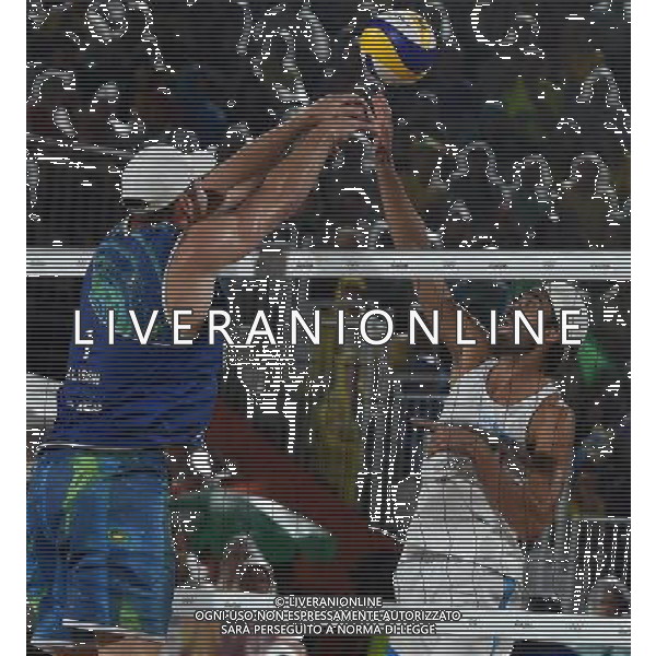 XXXI Olympic Games Giochi Olimpici Rio 2016 Rio de Janeiro - 18.08.2016 Finale Beach Volley Italia vs Brasile Nella Foto:Lupo Daniele-Nicolai Paolo vs Alison Cerutti-Bruno Oscar Schmidt /Ph.Vitez-Ag. Aldo Liverani
