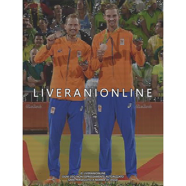 XXXI Olympic Games Giochi Olimpici Rio 2016 Rio de Janeiro - 18.08.2016 Finale Beach Volley Italia vs Brasile Nella Foto:Meeuwsen e Brouwer premiazione /Ph.Vitez-Ag. Aldo Liverani