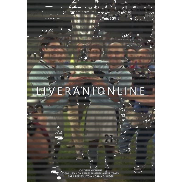 TORINO 29-08-1998 SUPERCOPPA ITALIANA JUVENTUS LAZIO NELLA FOTO MARCELO SALAS CON IVAN DE LA PENA AG ALDO LIVERANI SAS
